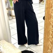 PANTALONE PALAZZO – ELEGANZA E COMFORT