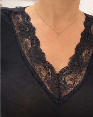 Maglia Cashmere con Pizzo – Scollo a V | Made in Italy